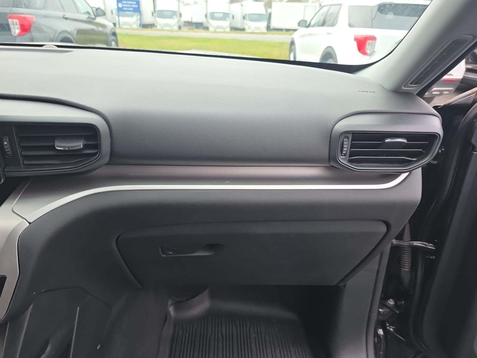 2022 Ford Explorer XLT AWD