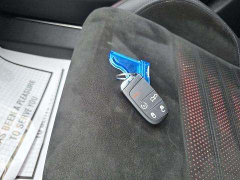 DODGE PLUG-IN HYBRID R/T - 8