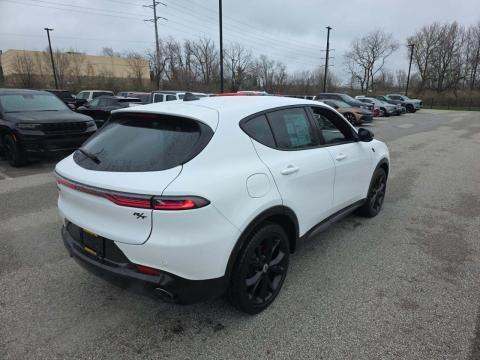 DODGE PLUG-IN HYBRID R/T - 3