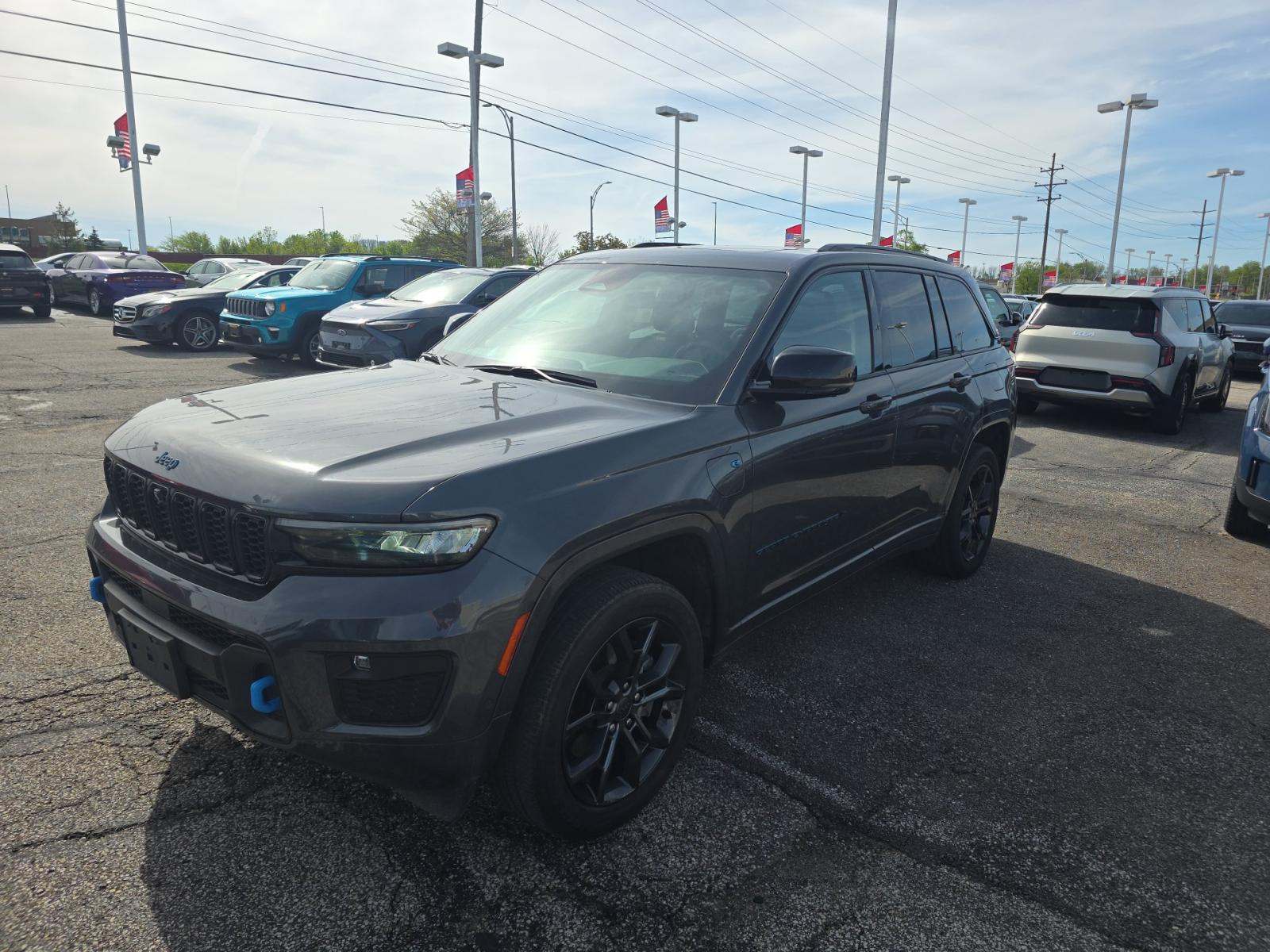 JEEP GRAND CHEROKEE - 1