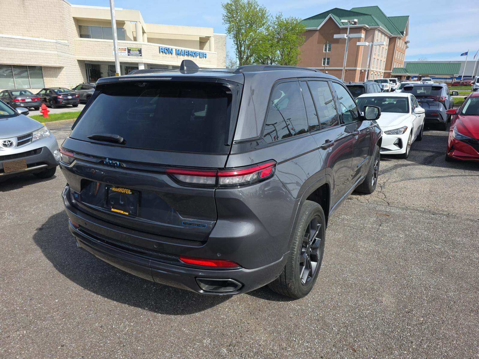 JEEP GRAND CHEROKEE - 3