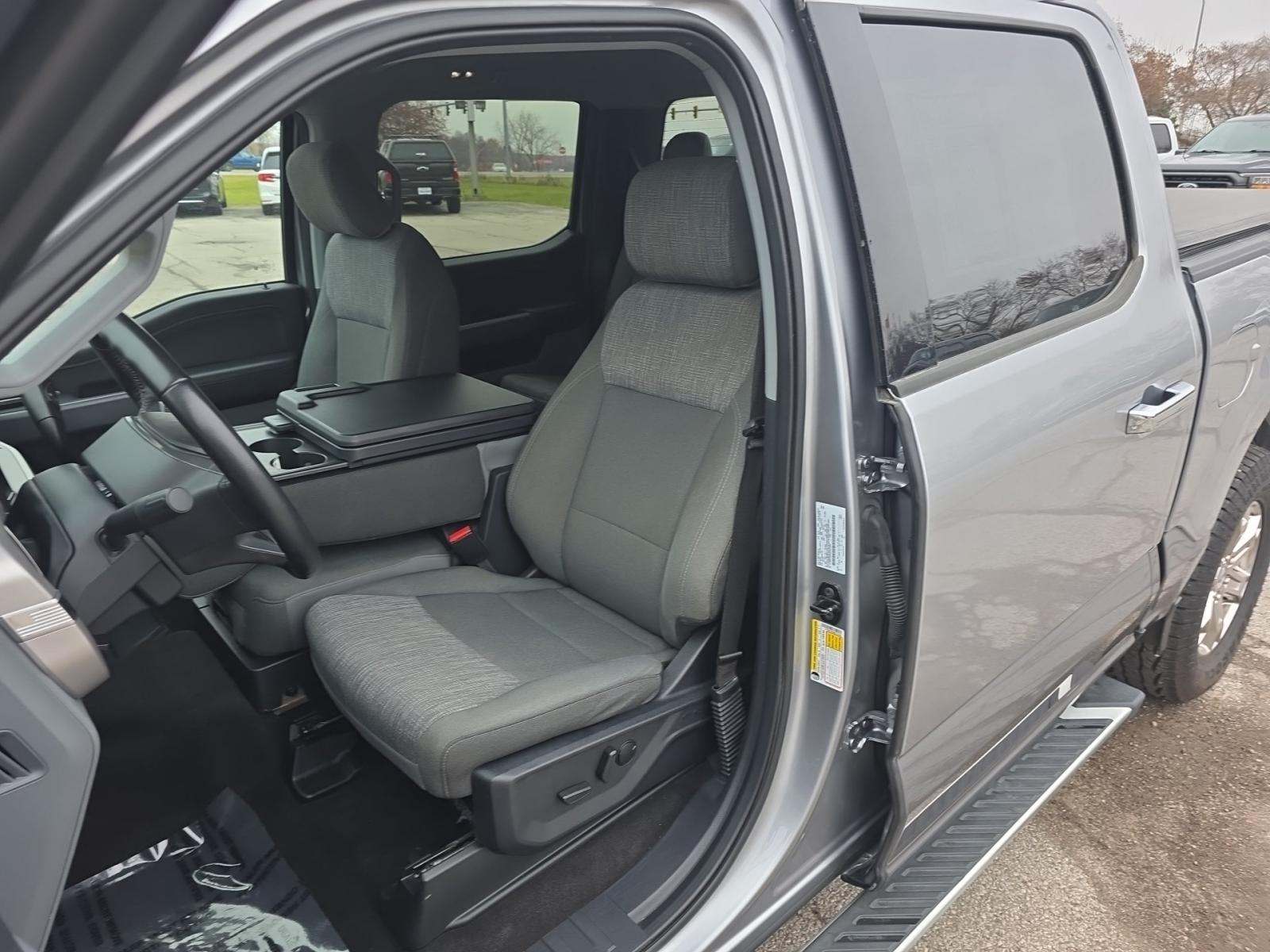 2022 Ford F-150 XLT AWD