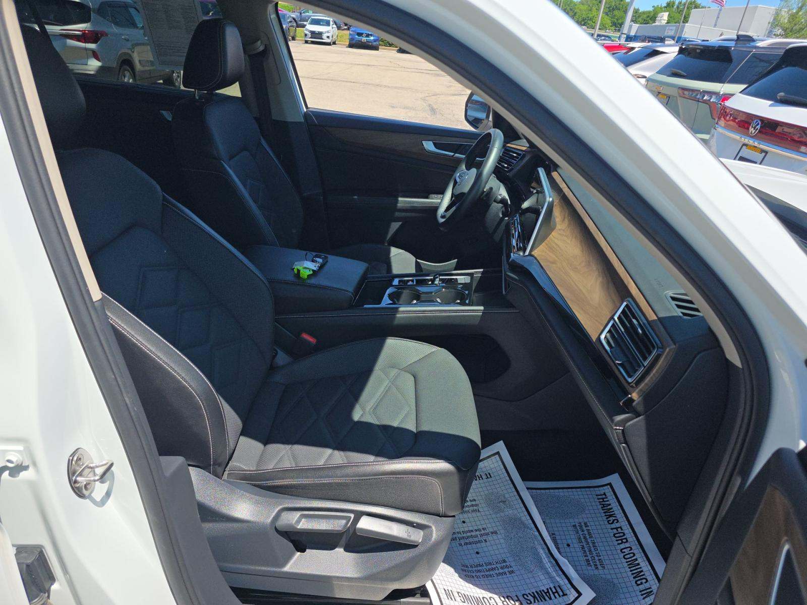 2024 Volkswagen Atlas 2.0T SE AWD