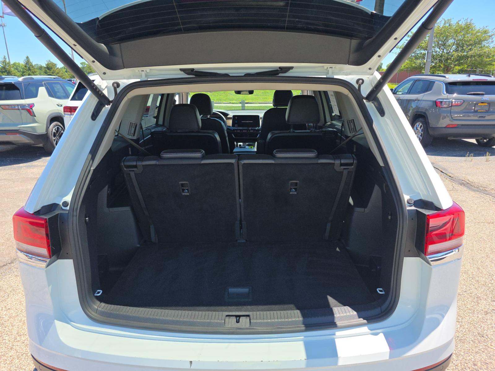 2024 Volkswagen Atlas 2.0T SE AWD