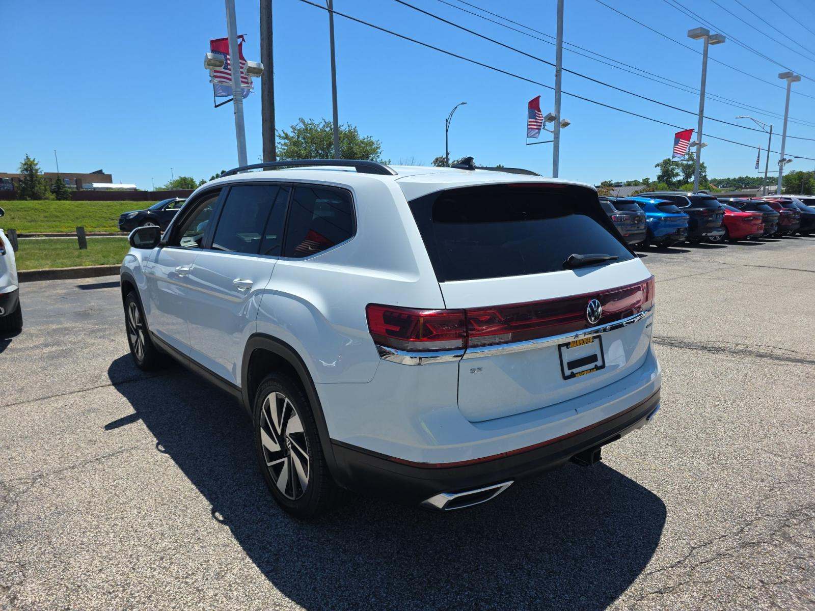 2024 Volkswagen Atlas 2.0T SE AWD