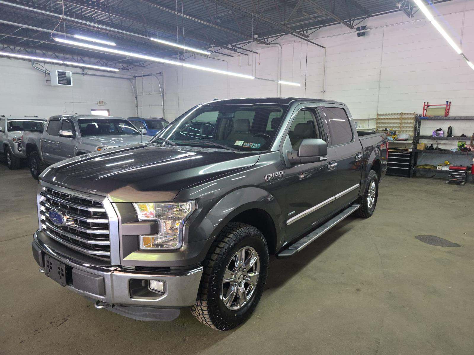 FORD F-150 - 1
