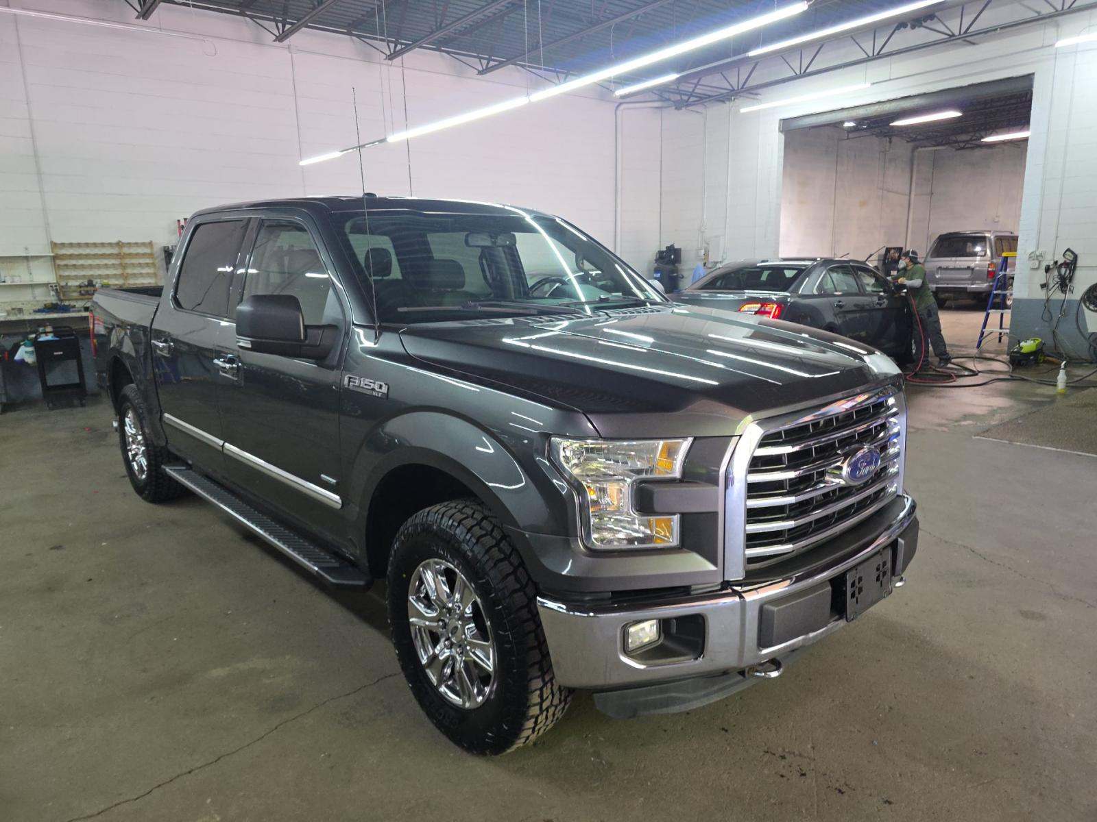 FORD F-150 - 4