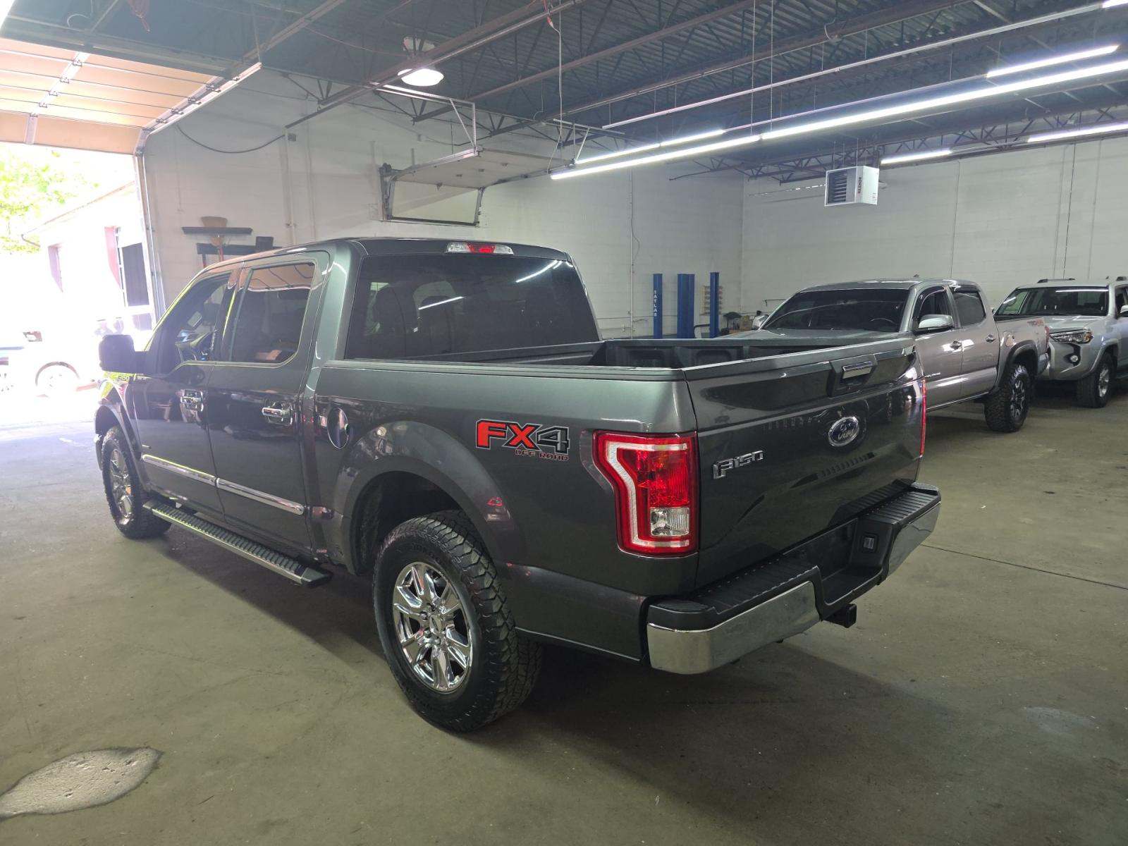 FORD F-150 - 2