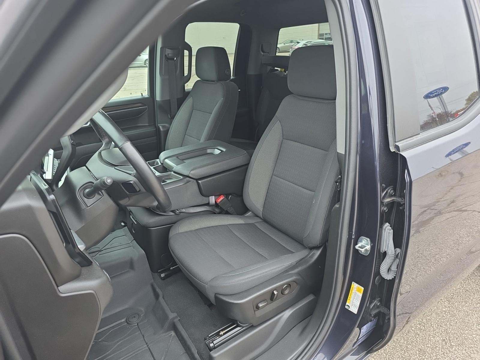 2022 Chevrolet Silverado 1500 LT AWD