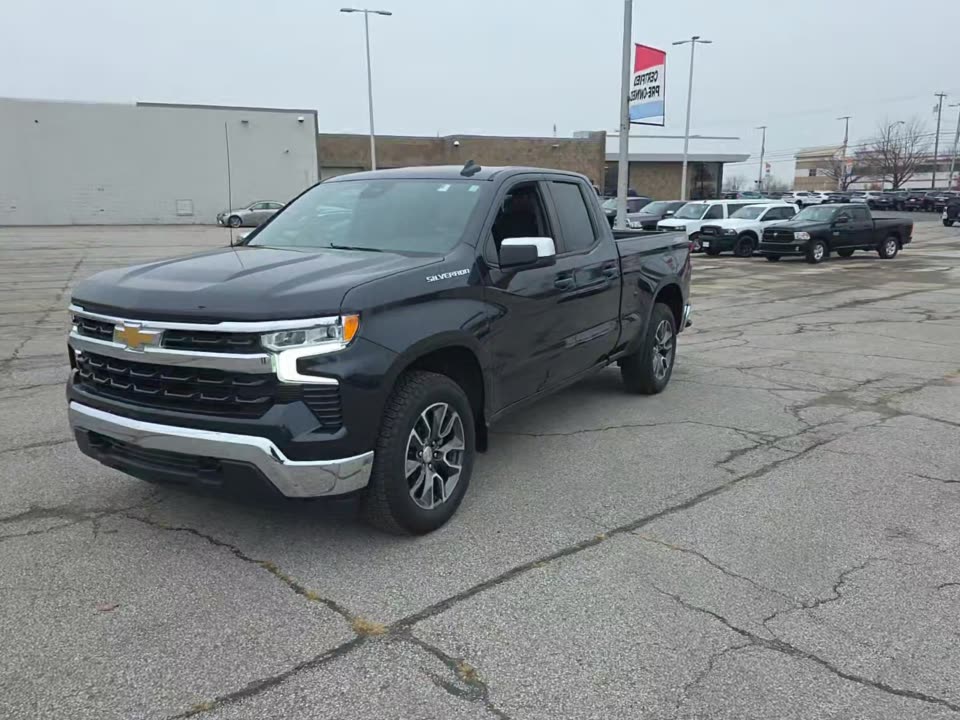 2022 Chevrolet Silverado 1500 LT AWD