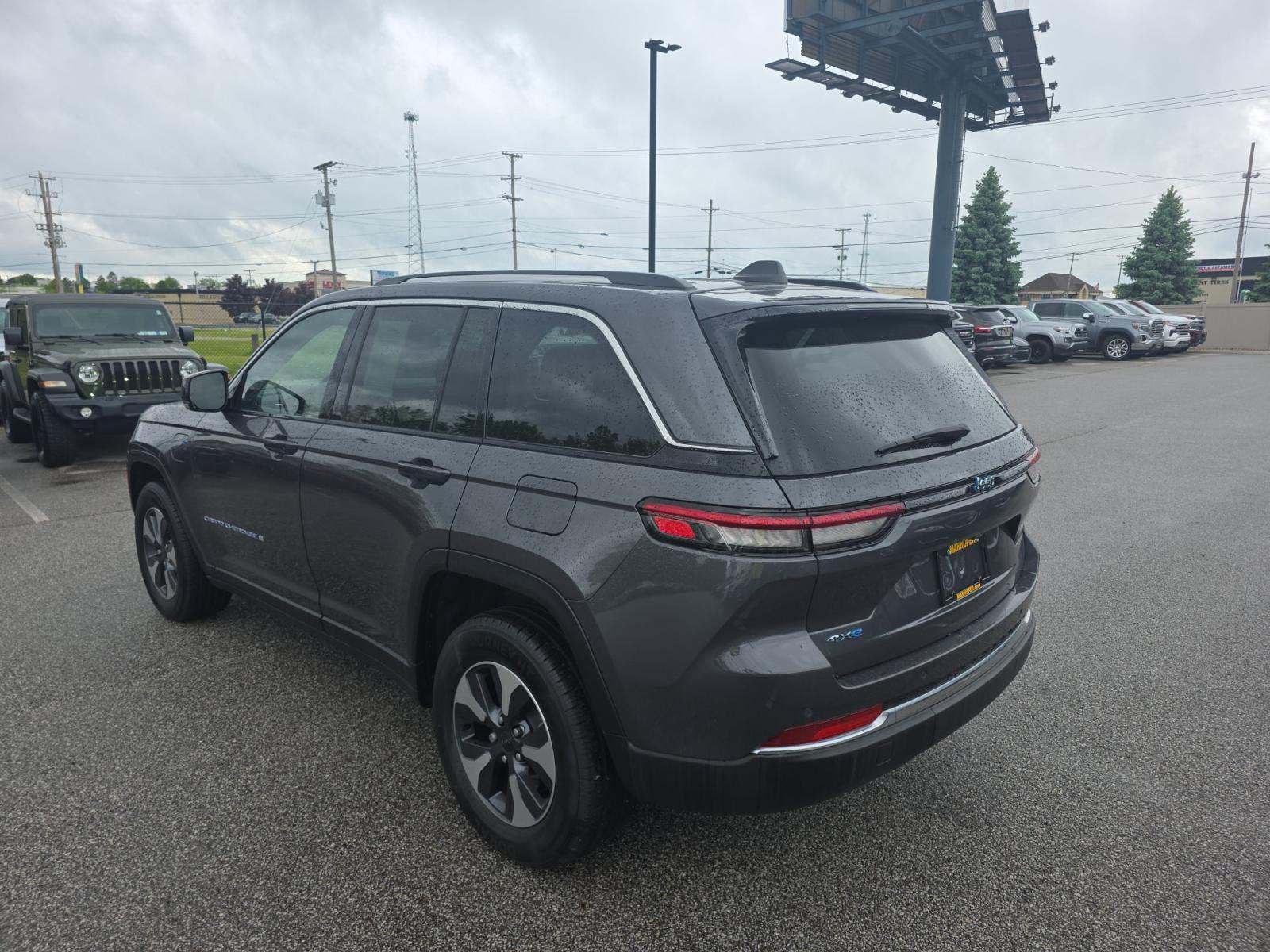 2022 Jeep Grand Cherokee 4xe AWD