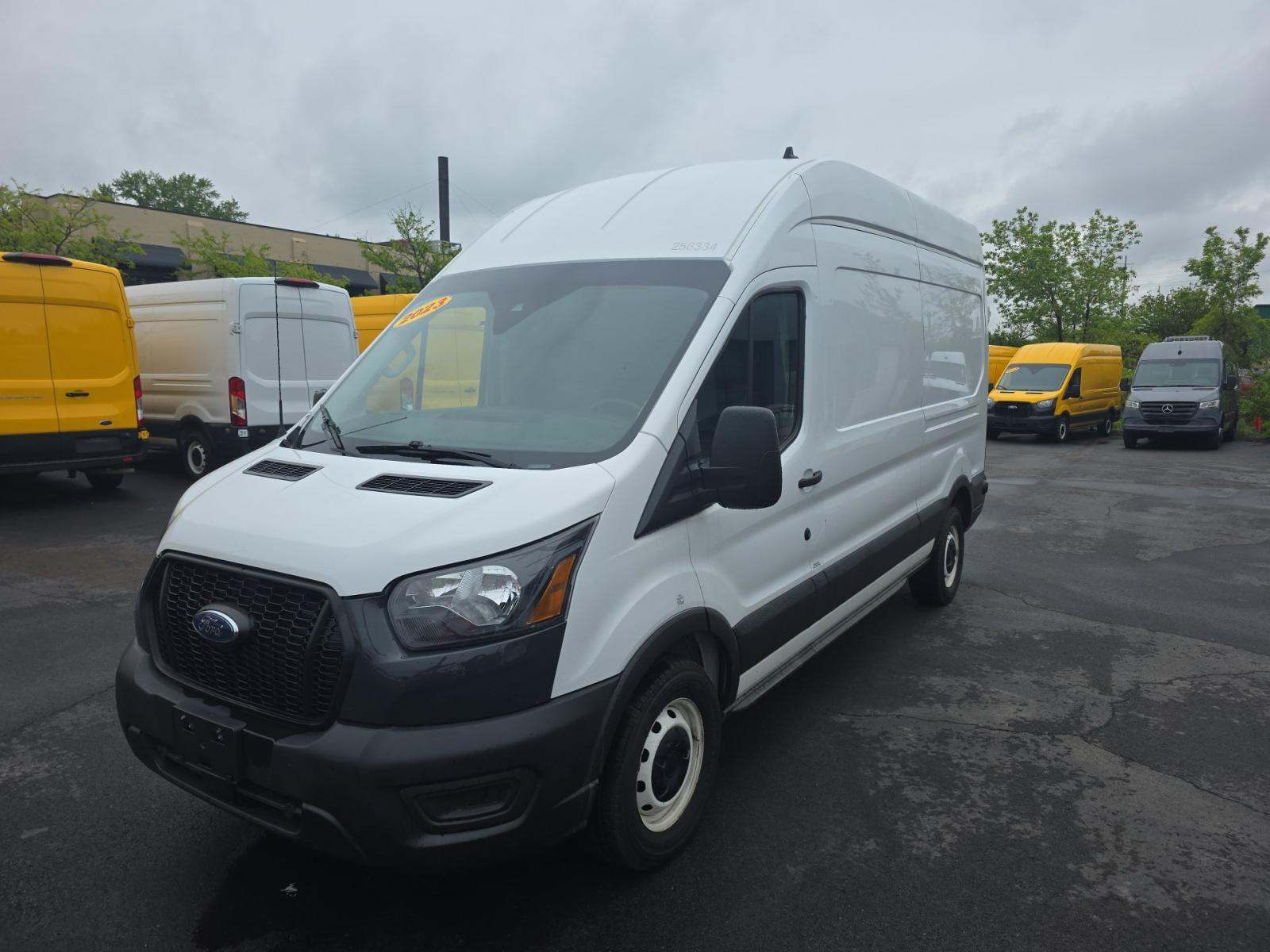 FORD TRANSIT 250 - 1