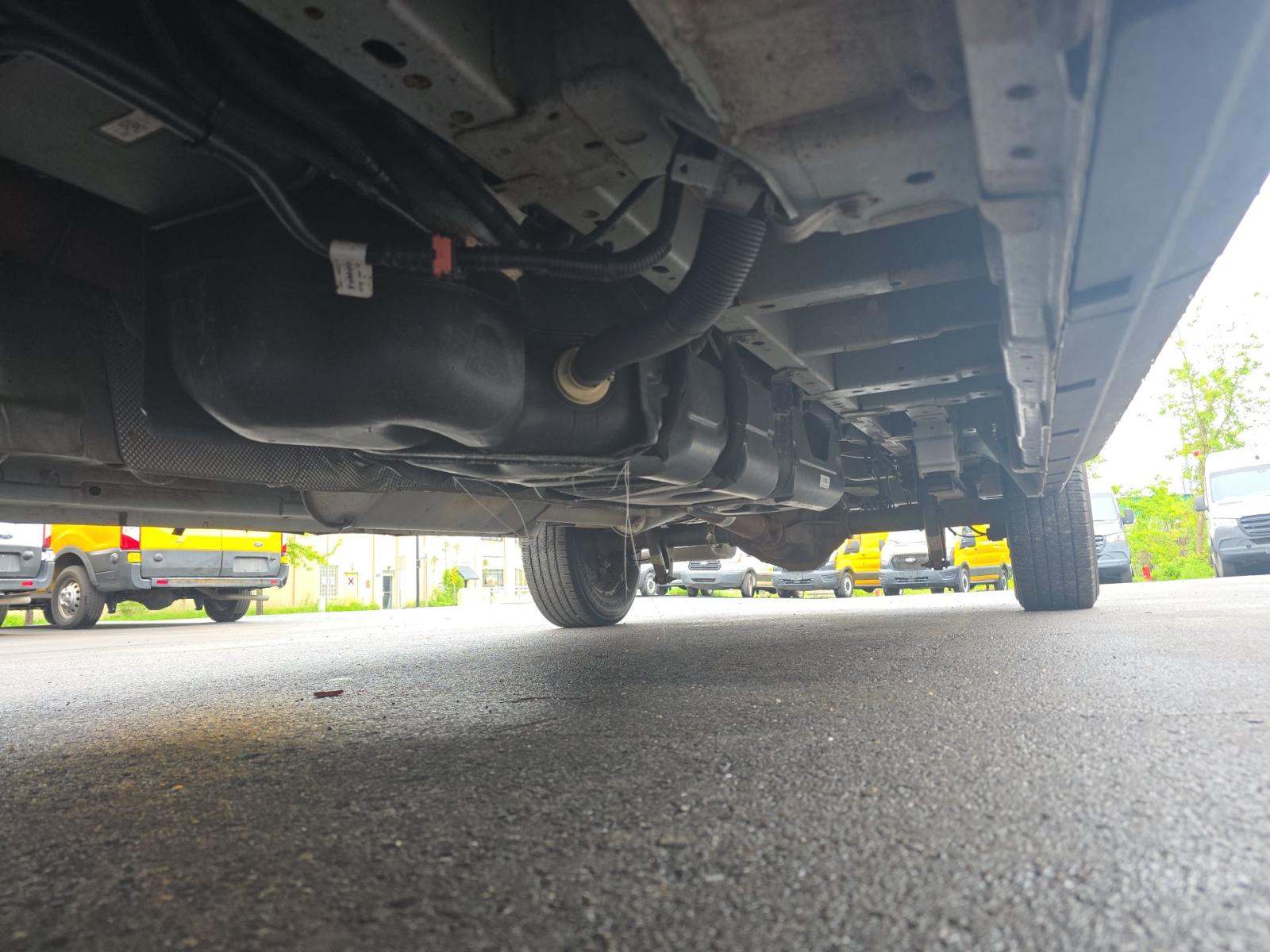 FORD TRANSIT 250 - 7