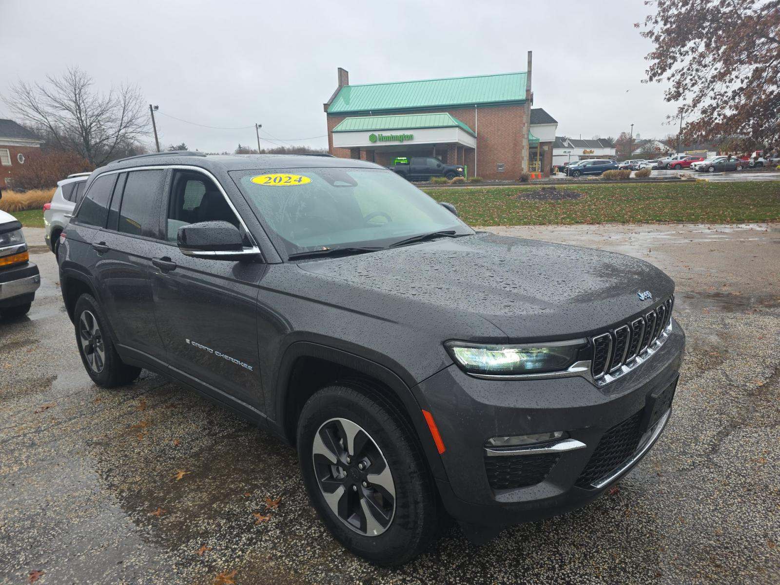 2024 Jeep Grand Cherokee 4xe AWD