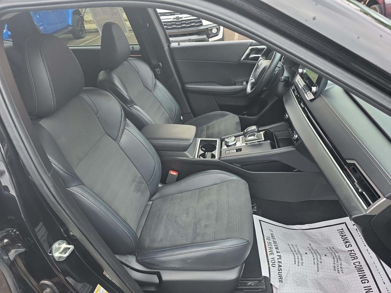 2024 Mitsubishi Outlander SE AWD