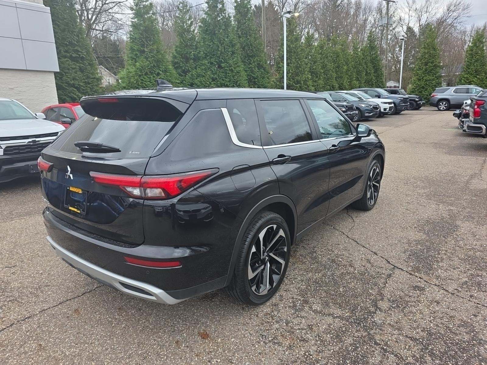 2024 Mitsubishi Outlander SE AWD