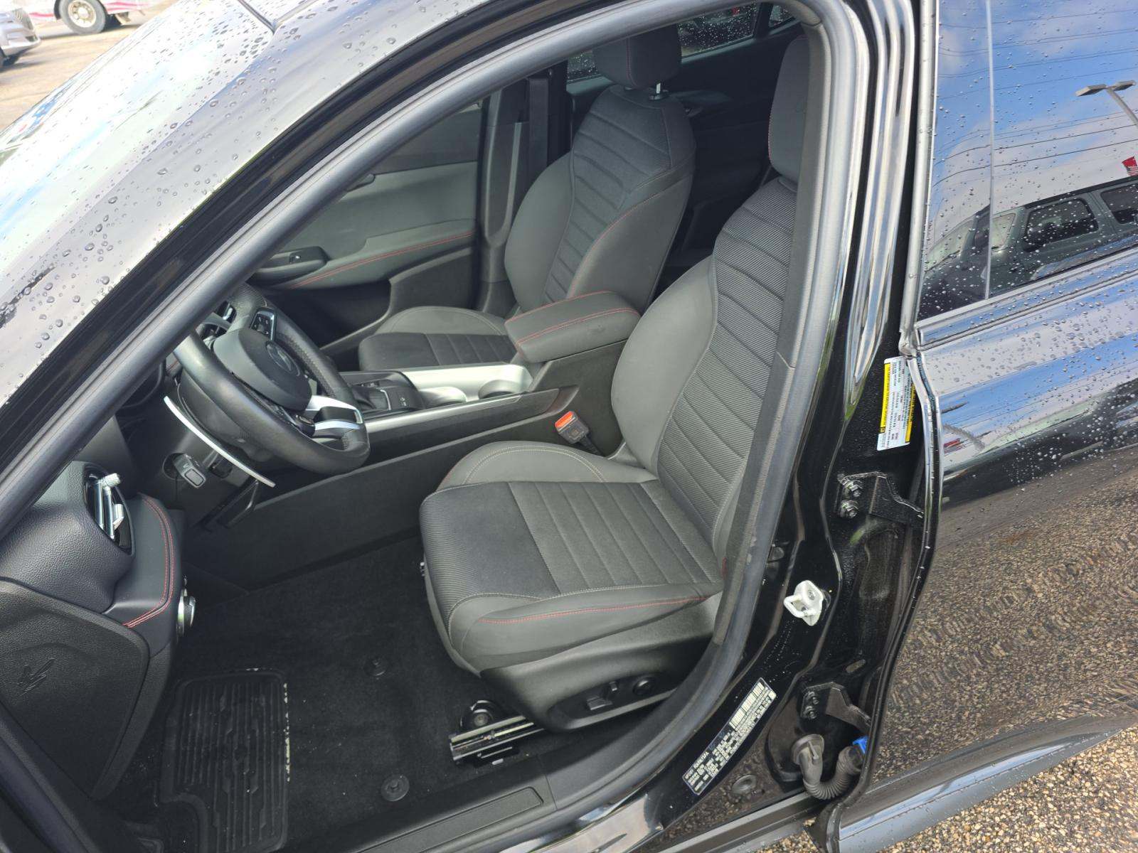 DODGE CHALLENGER - 6