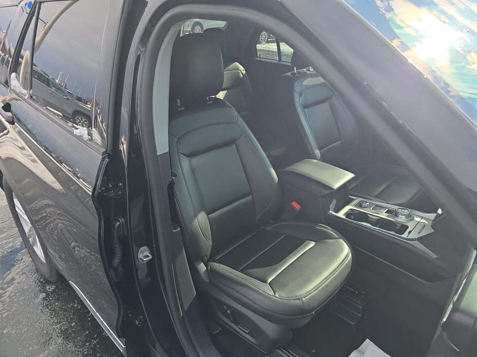 2022 Ford Explorer XLT AWD