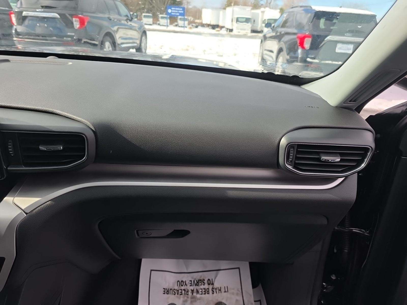 2022 Ford Explorer XLT AWD