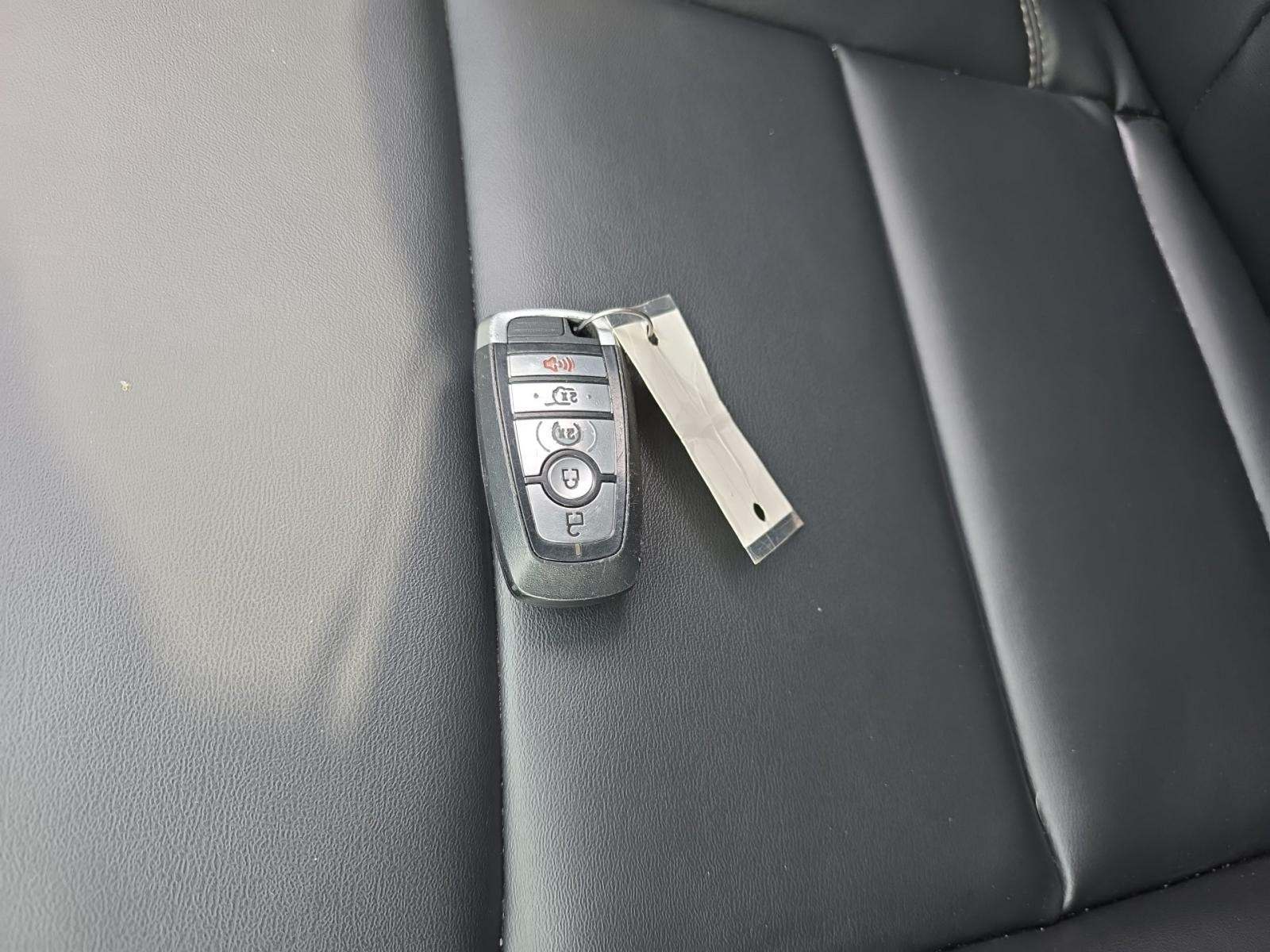 2022 Ford Explorer XLT AWD