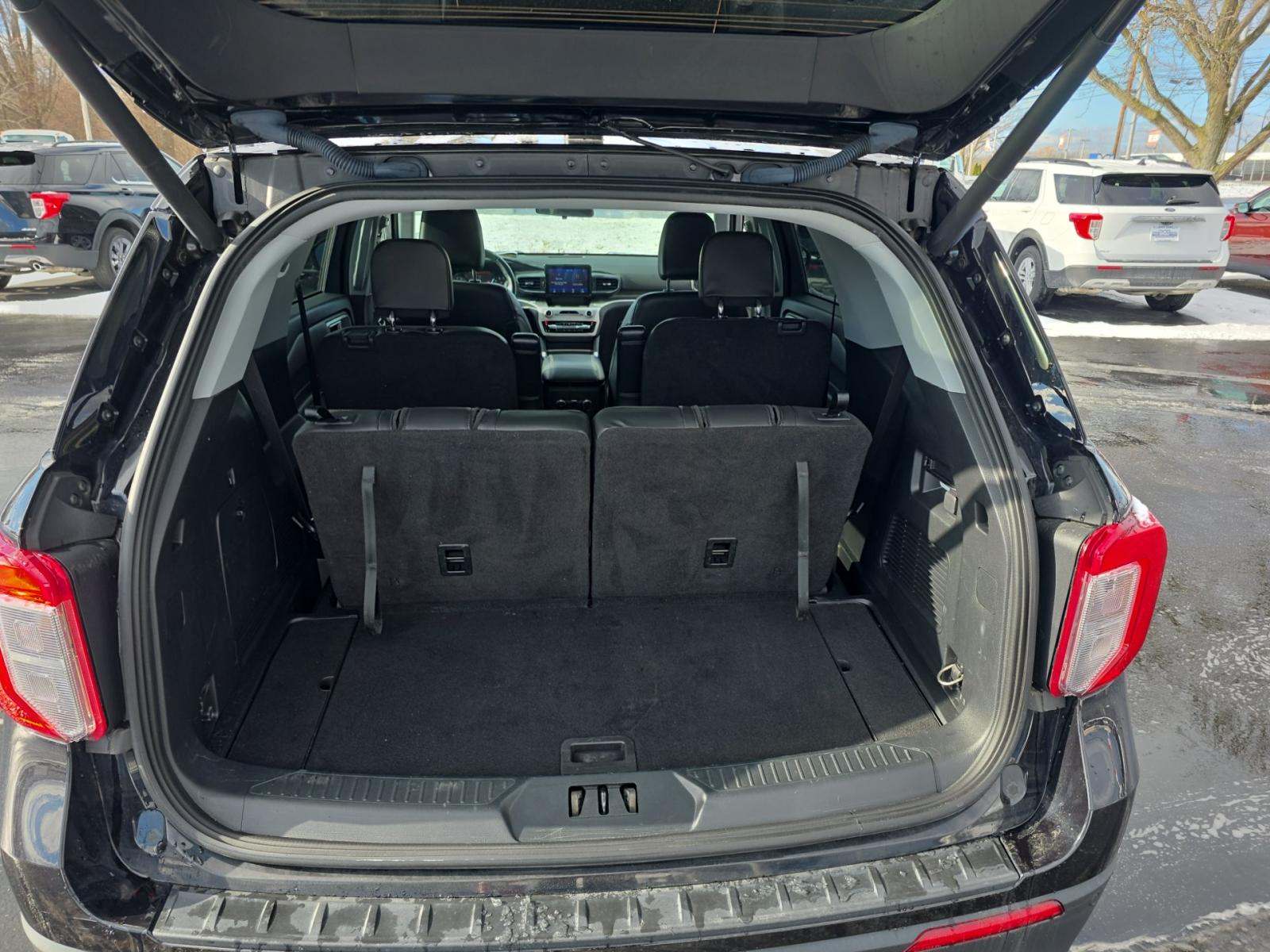 2022 Ford Explorer XLT AWD