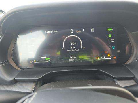 JEEP 4XE OVERLAND - 9