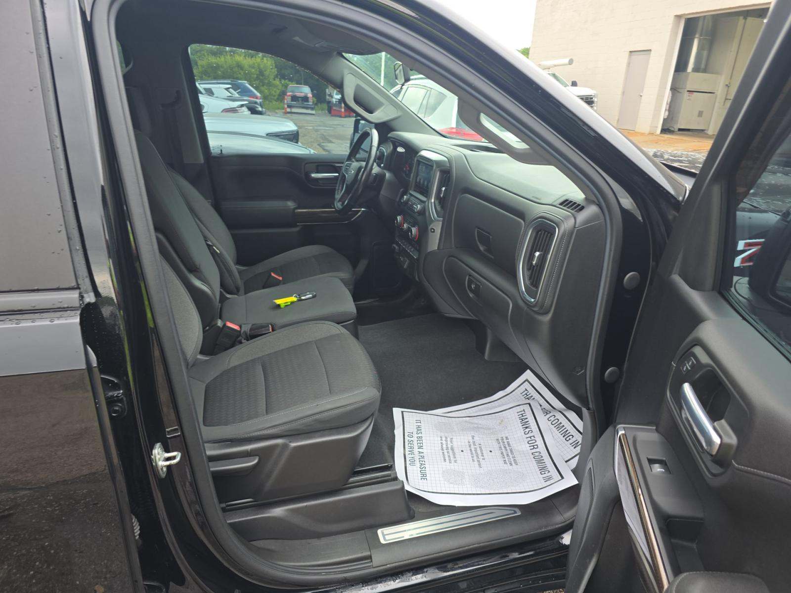 2021 Chevrolet Silverado 1500 RST AWD