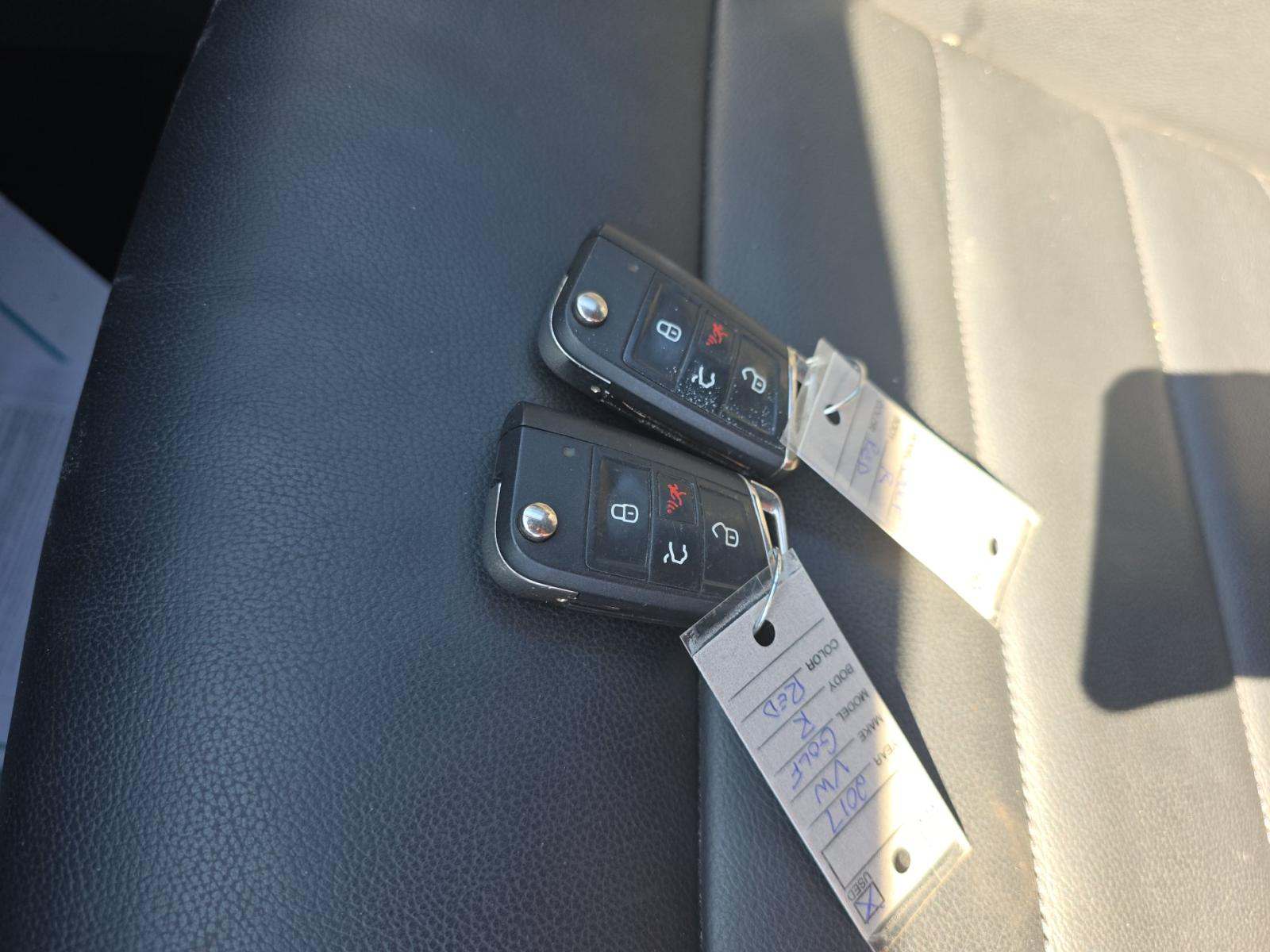 2017 Volkswagen Golf R 2.0T AWD