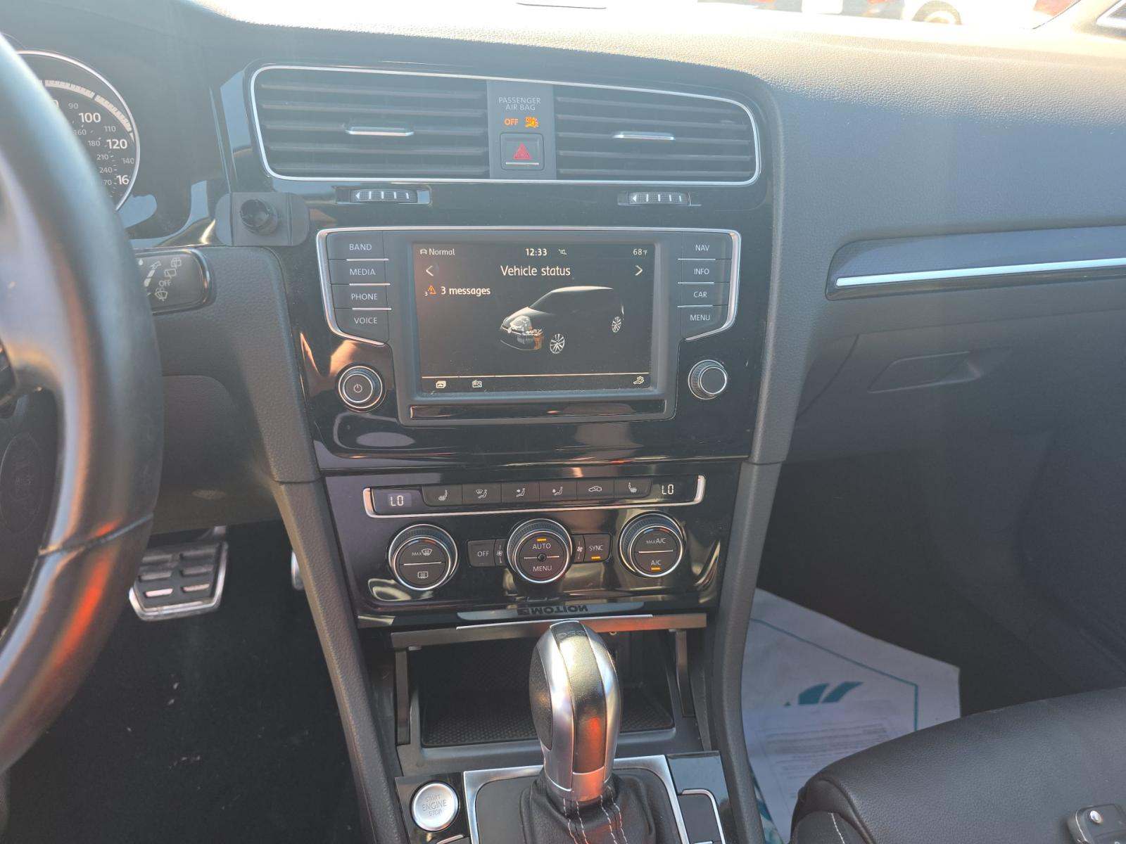 2017 Volkswagen Golf R 2.0T AWD