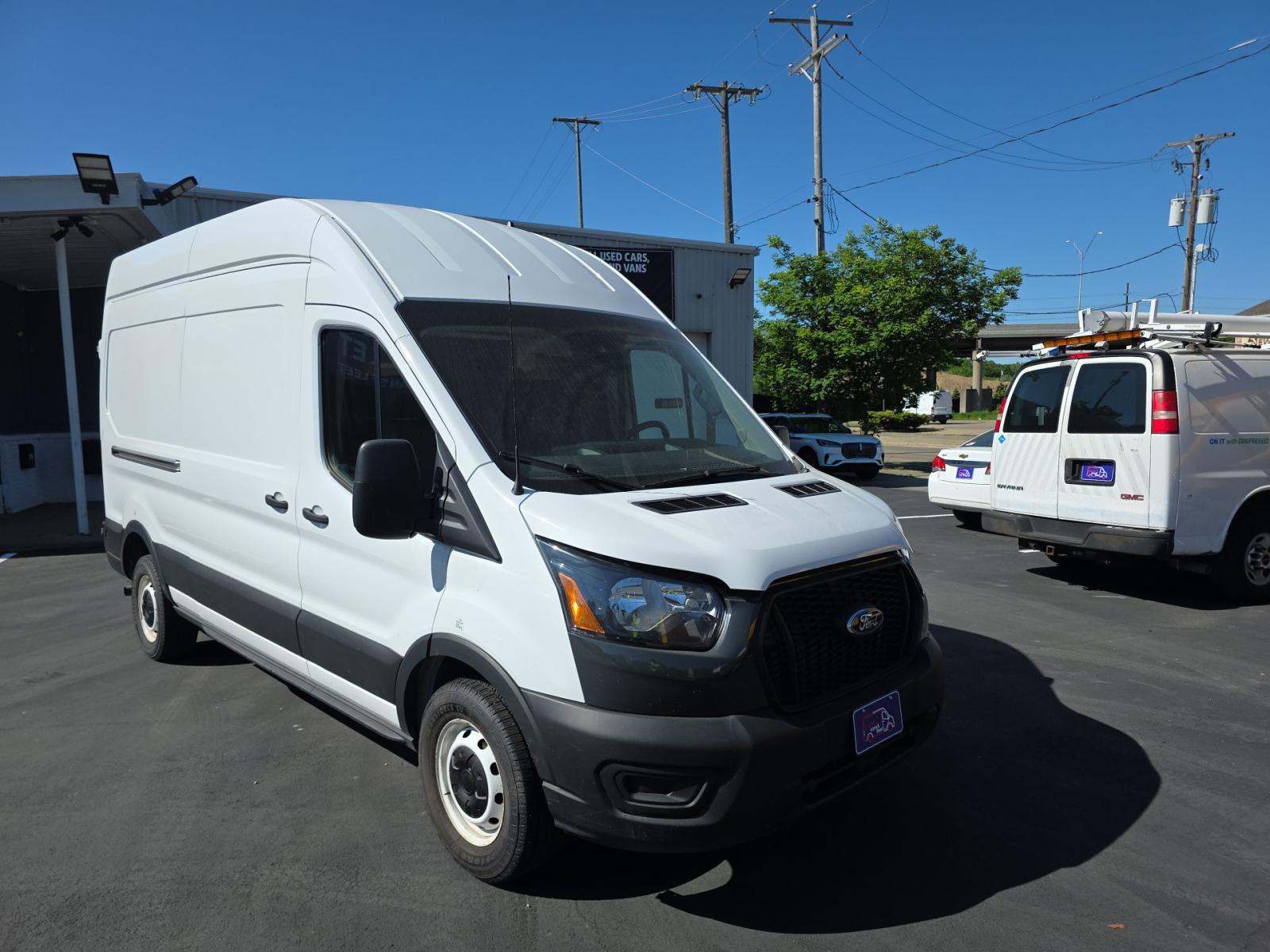 FORD TRANSIT 250 - 4