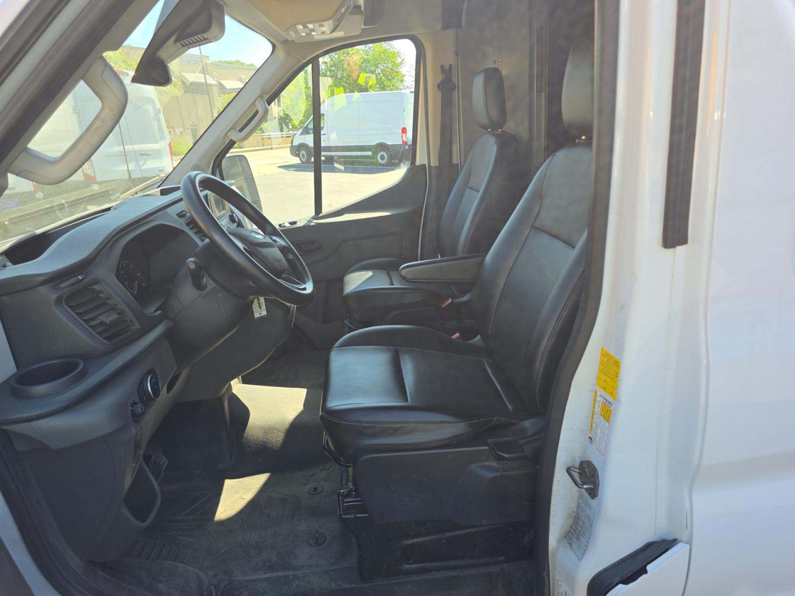 FORD TRANSIT 250 - 6
