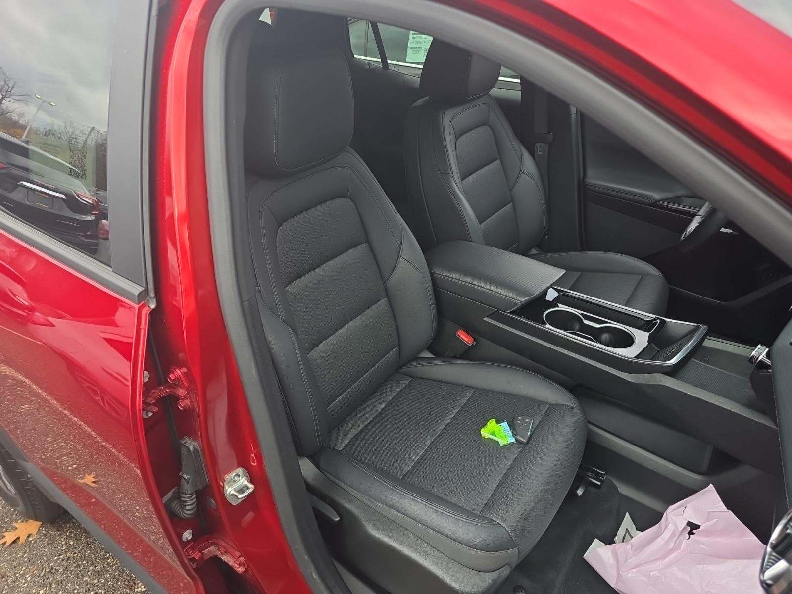 2025 Chevrolet Equinox LT FWD