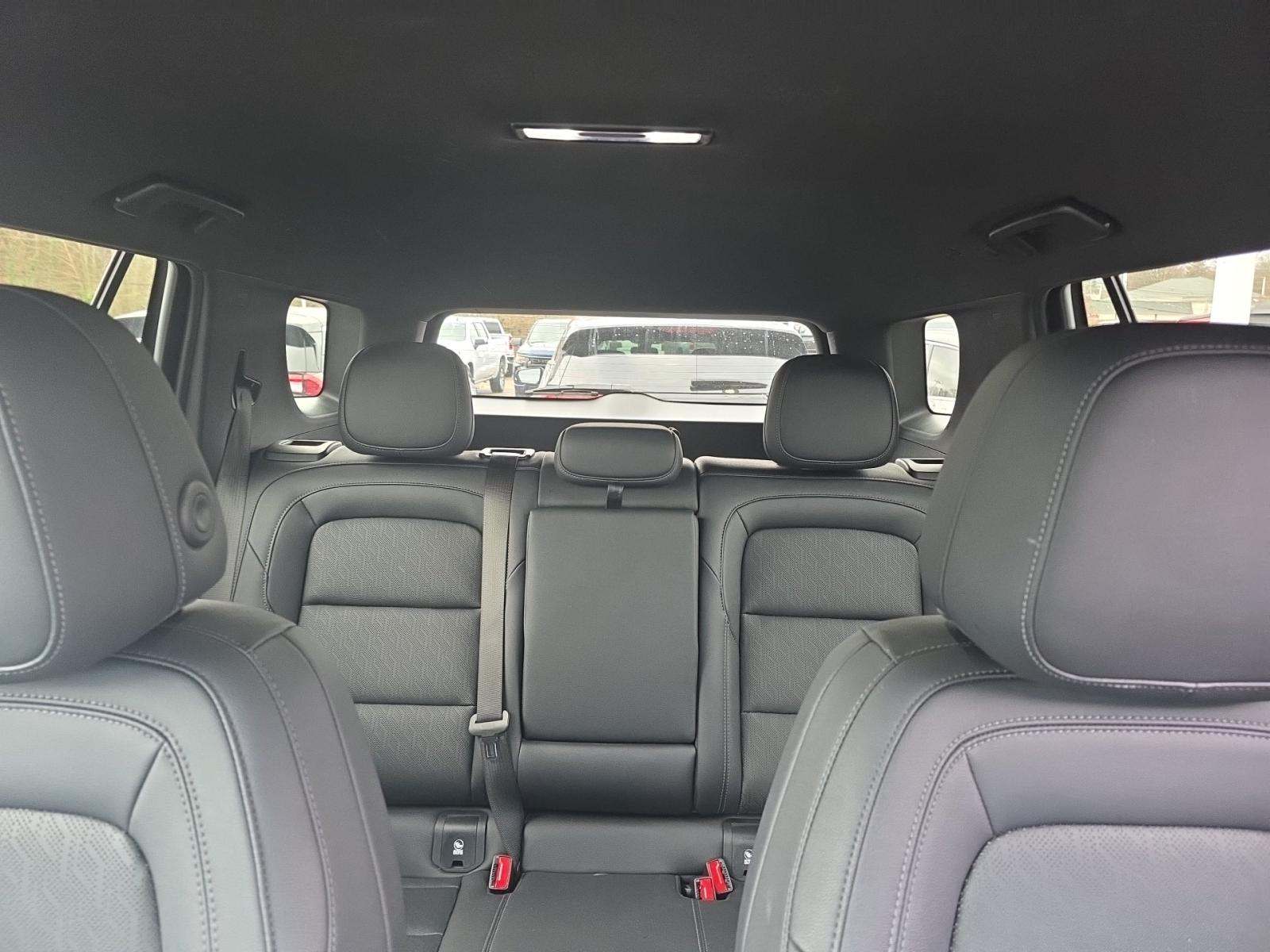 2025 Chevrolet Equinox LT FWD