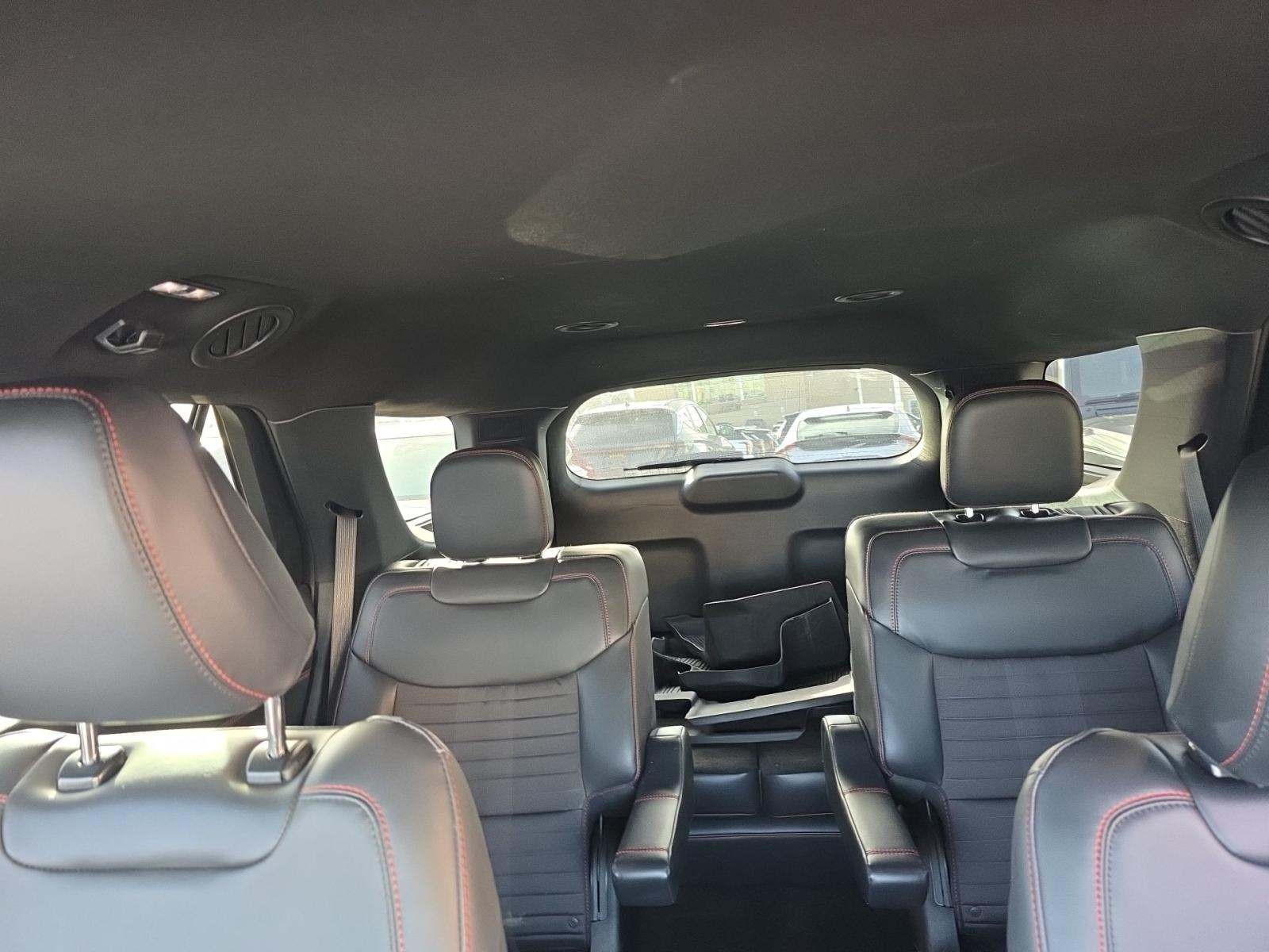 2025 Ford Explorer ST-Line AWD