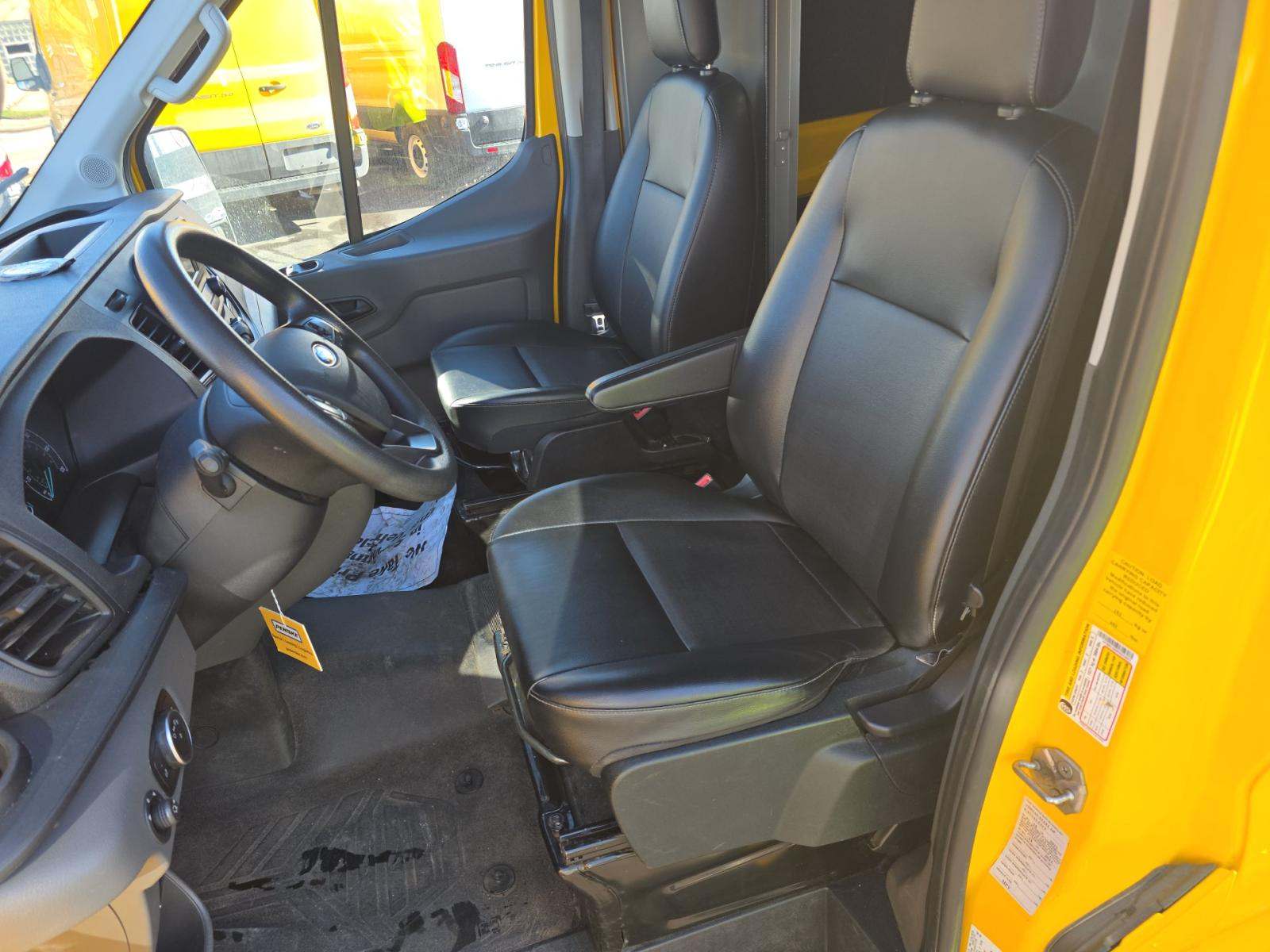 FORD TRANSIT 250 - 6