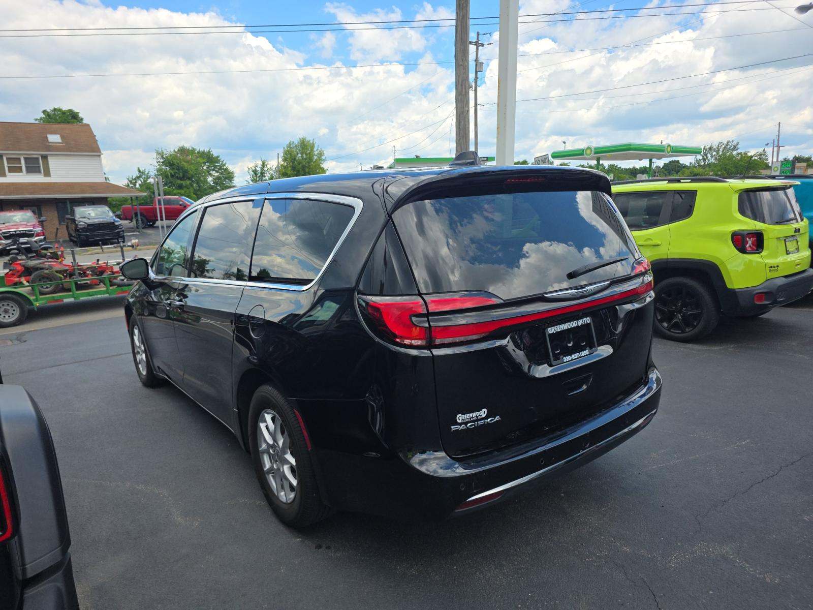 2024 Chrysler Pacifica Touring L FWD
