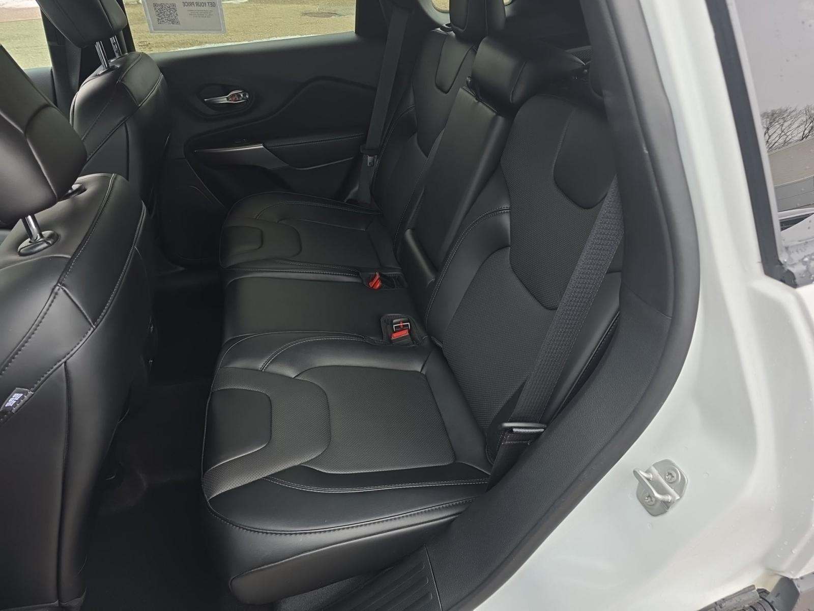 2022 Jeep Cherokee Limited AWD