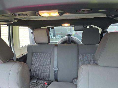 JEEP UNLIMITED SPORT - 10