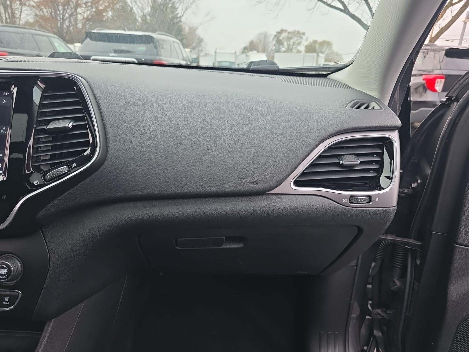 2022 Jeep Cherokee Limited AWD