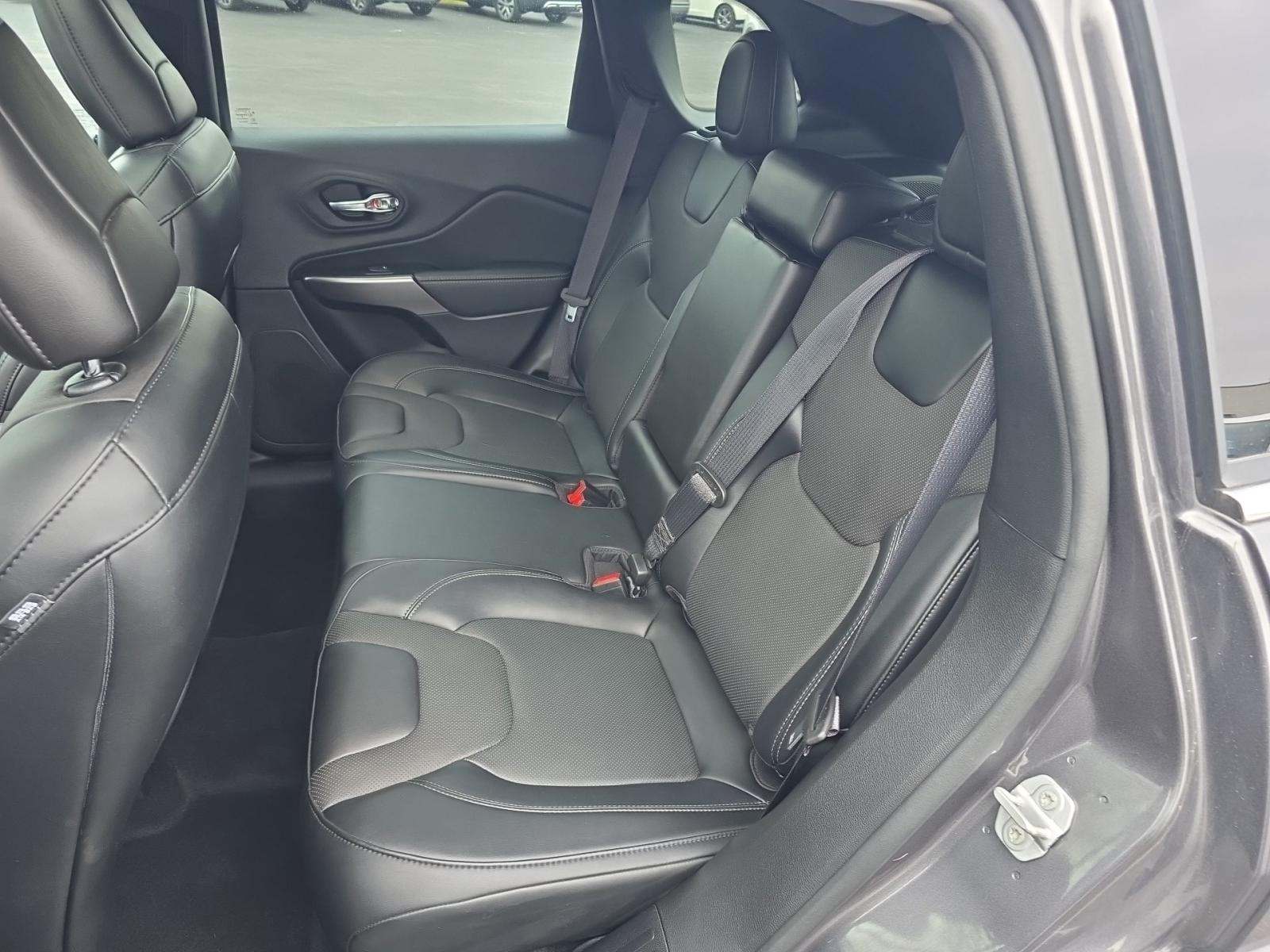 2022 Jeep Cherokee Limited AWD