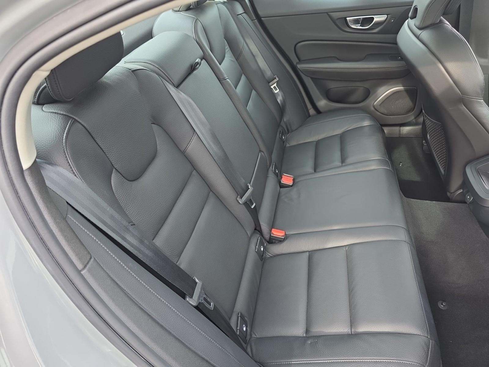 2024 Volvo S60 B5 Plus FWD