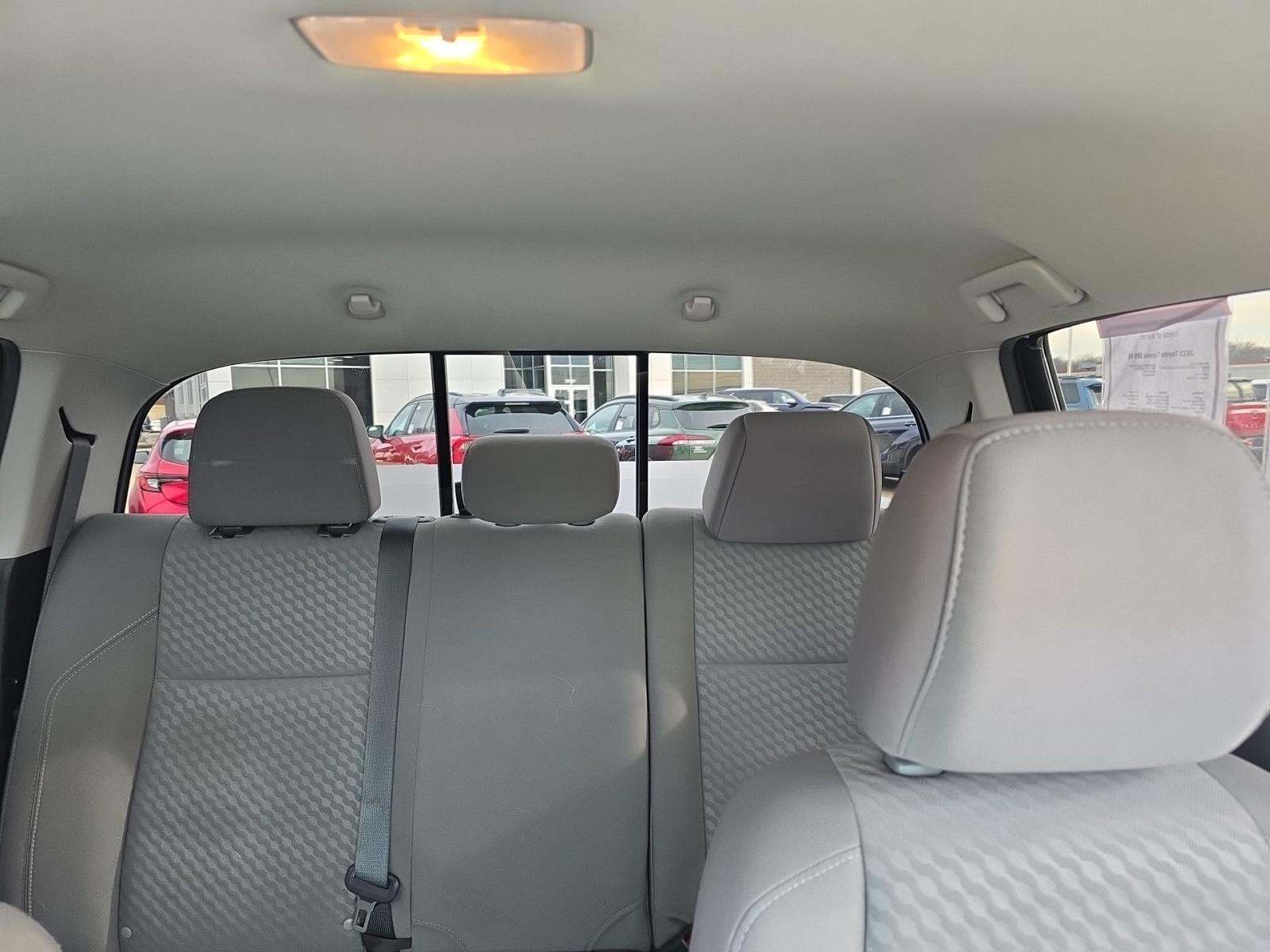 2023 Toyota Tacoma SR5 AWD