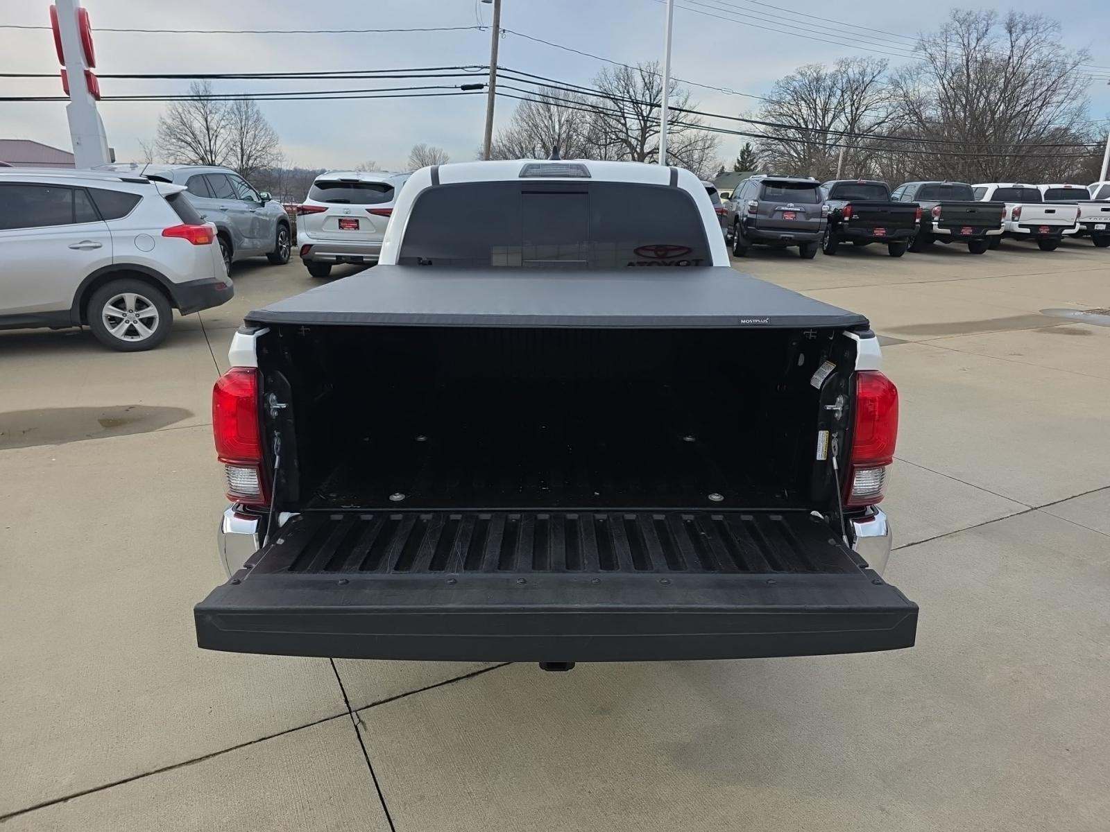 2023 Toyota Tacoma SR5 AWD