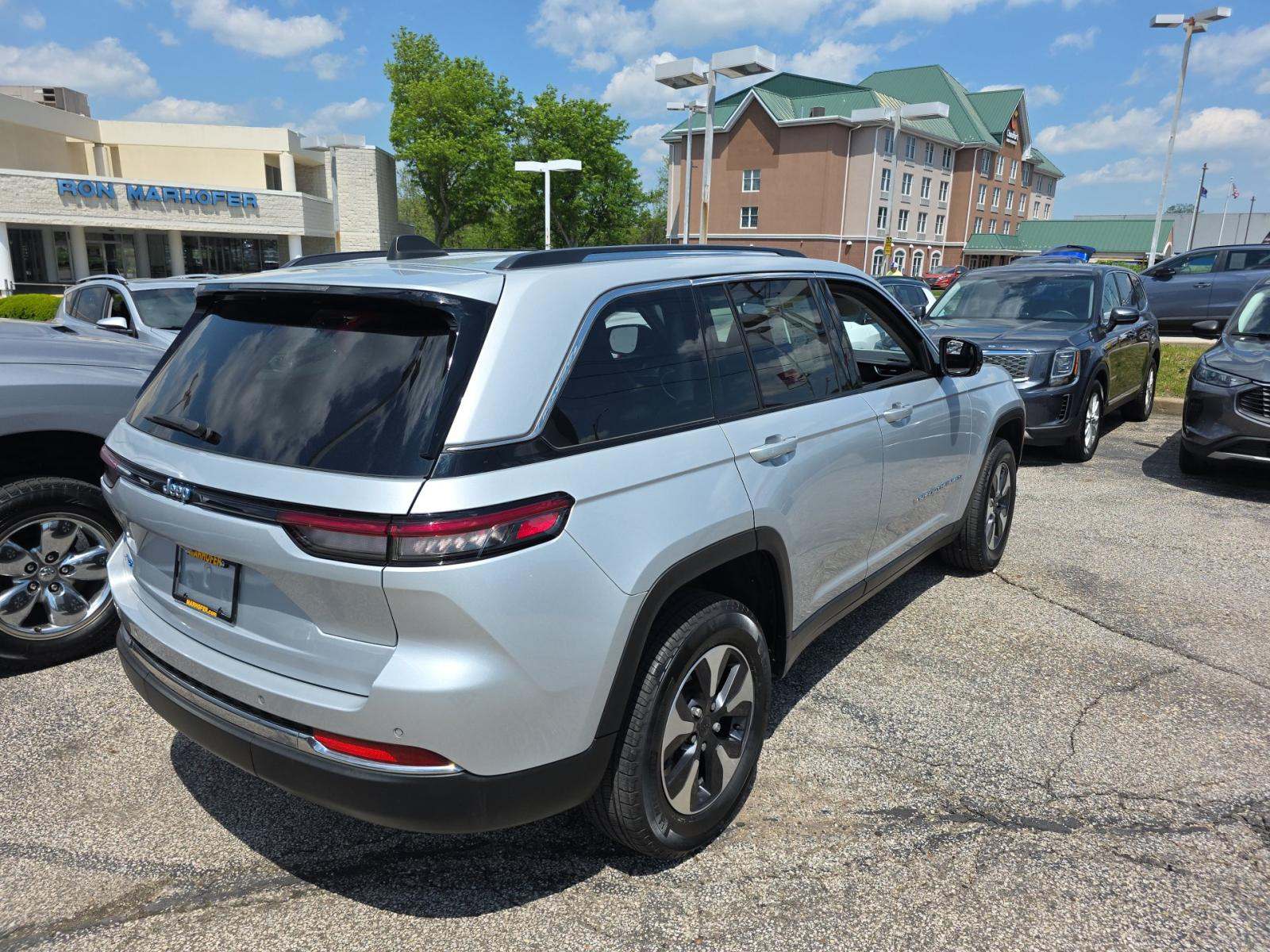 2023 Jeep Grand Cherokee 4xe AWD