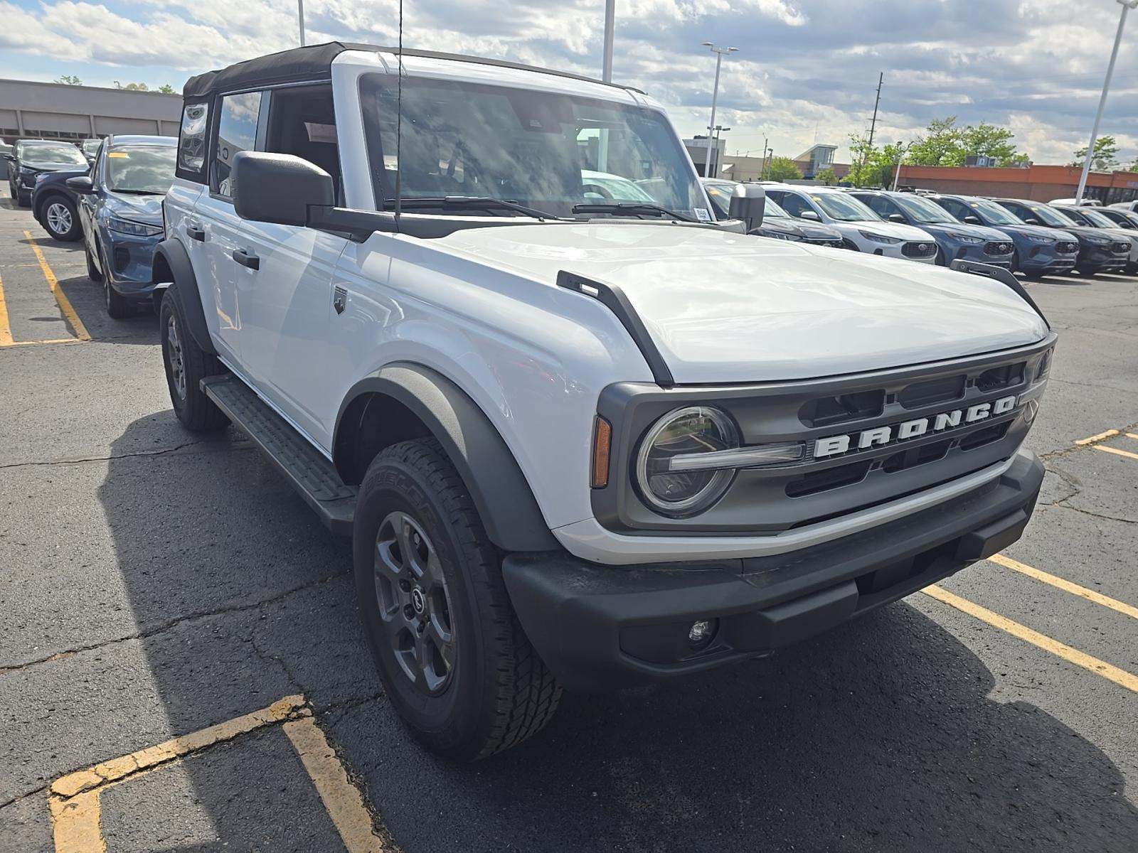 FORD BRONCO - 4