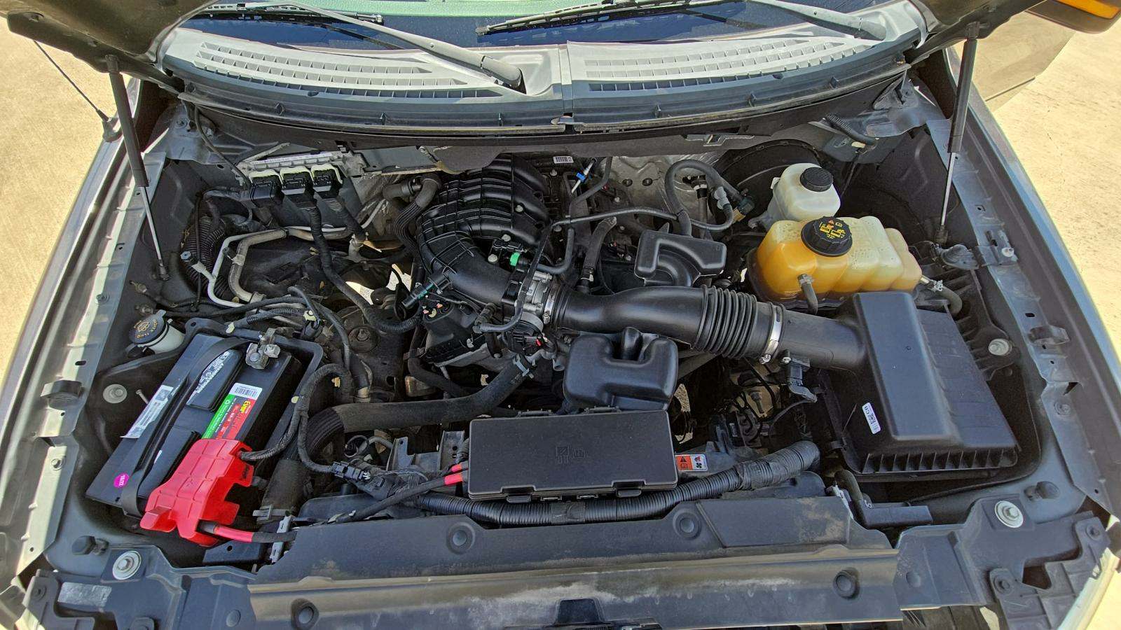 2013 Ford F-150 XLT RWD