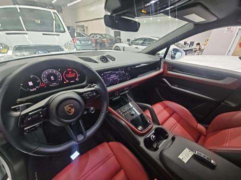 2024 Porsche Cayenne S AWD