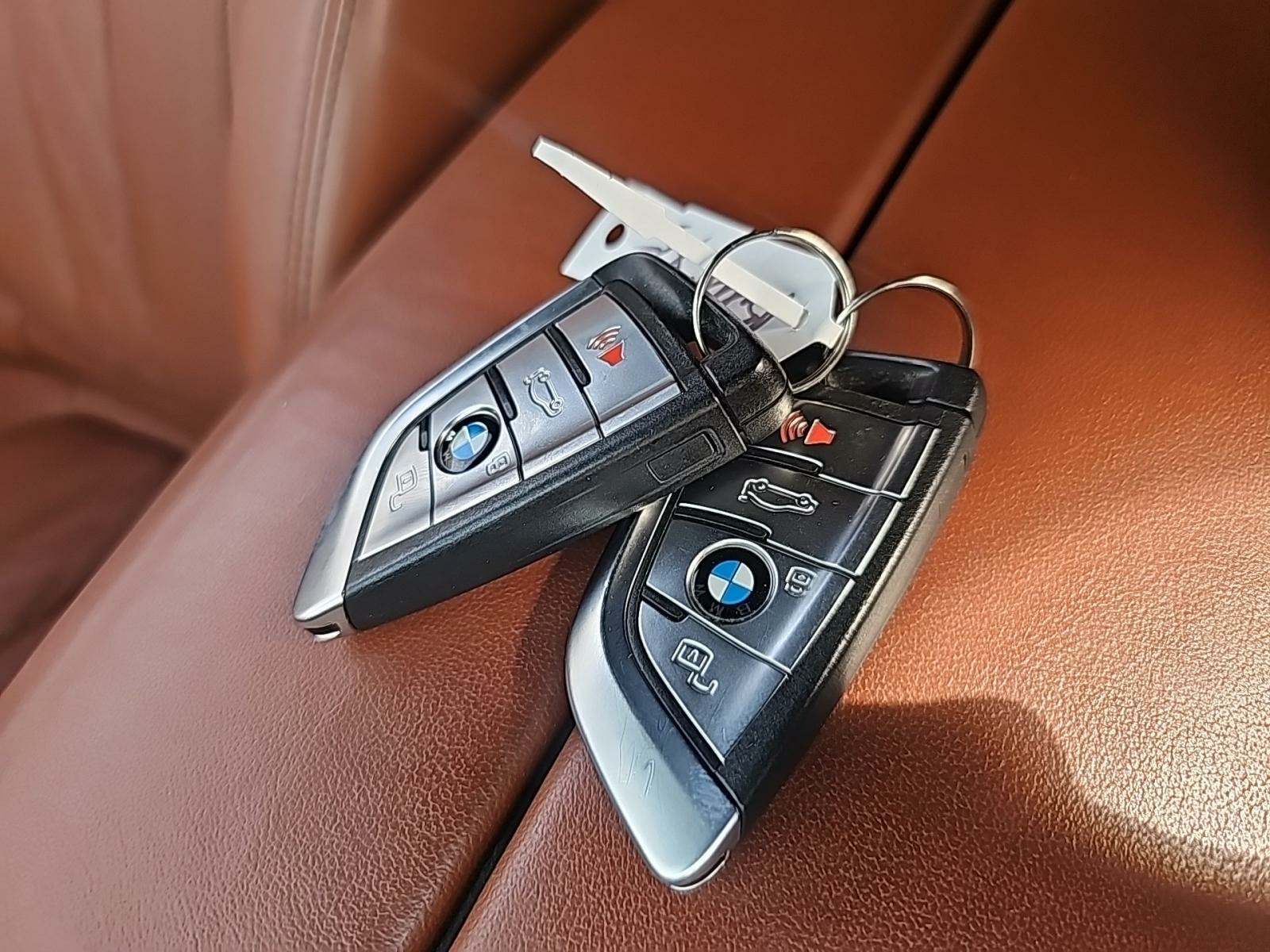 2022 BMW X5 M50i AWD