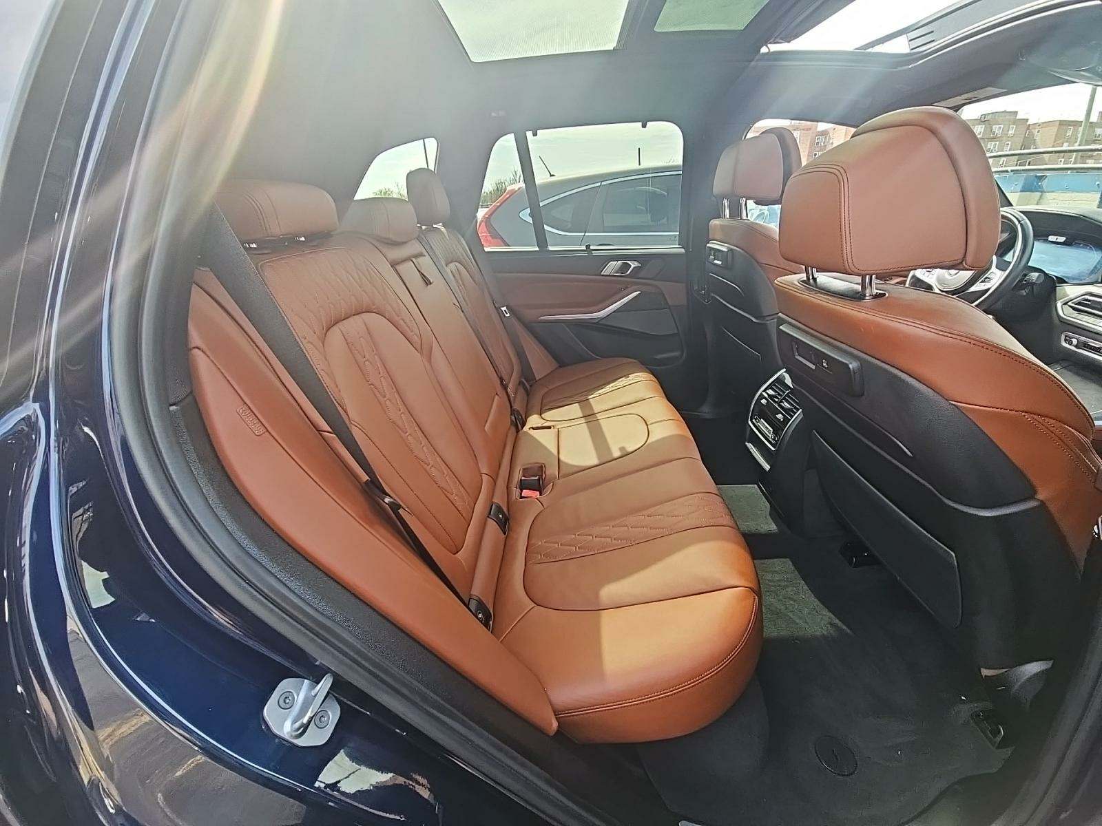 2022 BMW X5 M50i AWD