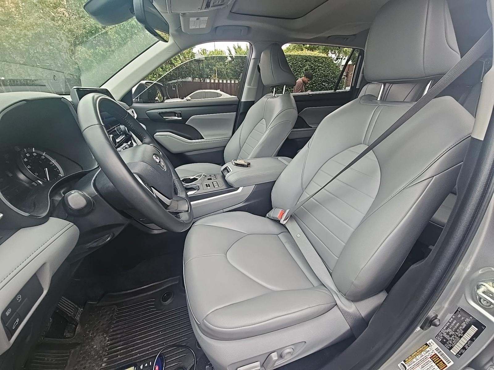 2023 Toyota Highlander XLE AWD